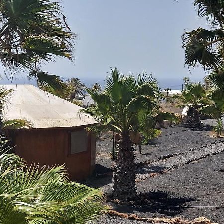 דירות Tías Gemuetliche Holzjurte La Asomada Lanzarote מראה חיצוני תמונה