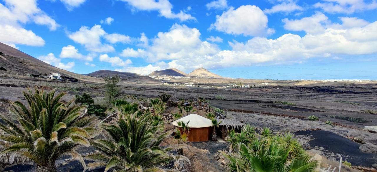 דירות Tías Gemuetliche Holzjurte La Asomada Lanzarote מראה חיצוני תמונה